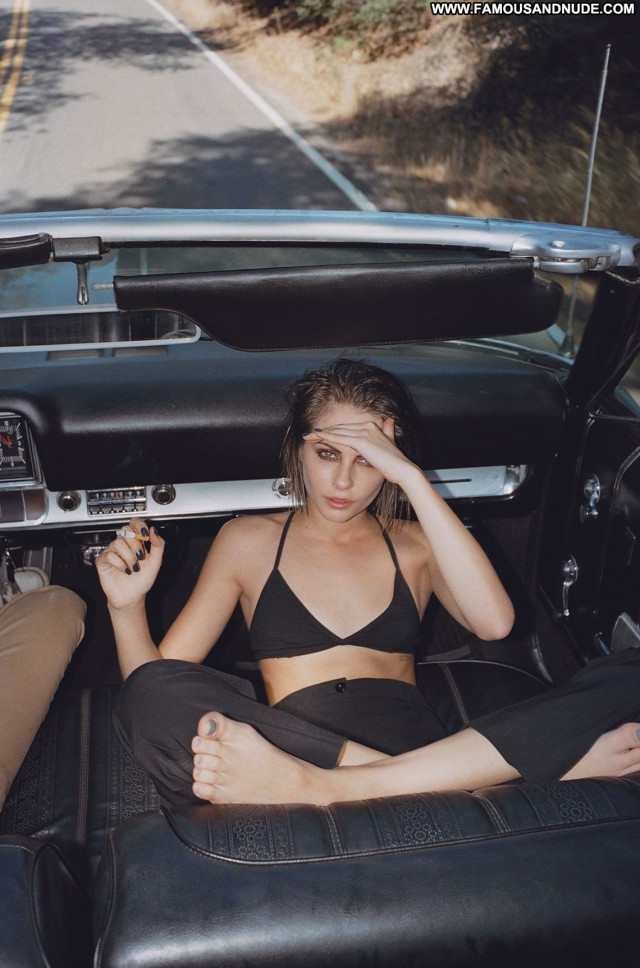 Willa Holland Malibu Beautiful Actress Babe Magazine American