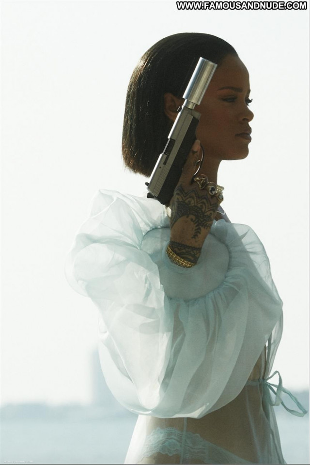 Rihanna No Source Celebrity Singer Posing Hot American Fashion