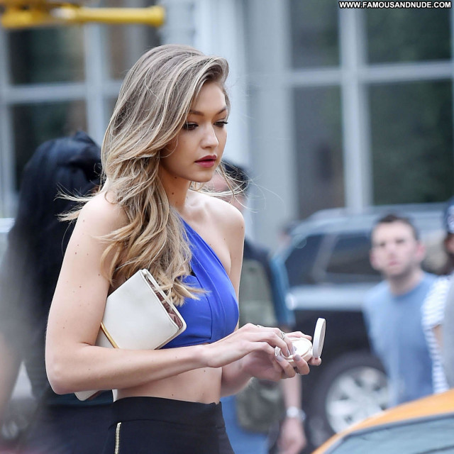 Gigi Hadid New York Photoshoot Celebrity New York Posing Hot Babe