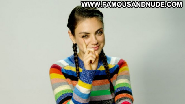 Mila Kunis S Magazine Glamour Beautiful Magazine Posing Hot Paparazzi