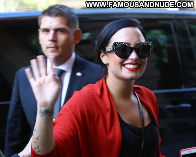 Demi Lovato No Source Jeans Babe Black Paparazzi Posing Hot Paris