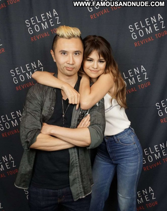 Selena Gomez Beautiful Babe Celebrity Posing Hot Paparazzi Nude Scene Selena Gomez Beautiful Babe Celebrity Posing Hot Paparazzi Nude Scene