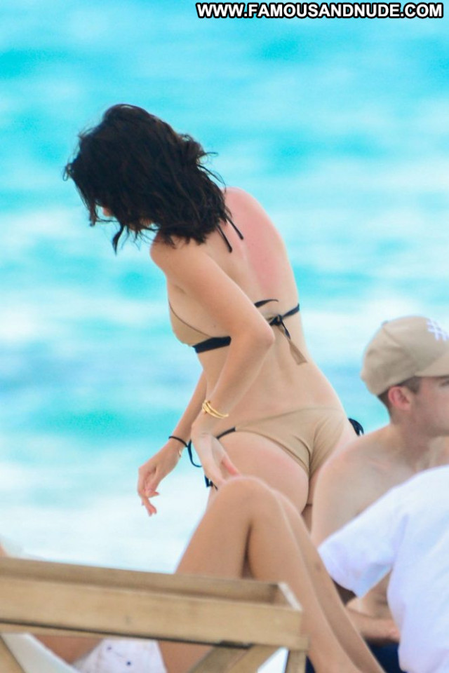Kendall Jenner The Beach Bikini Beautiful Beach Celebrity Babe