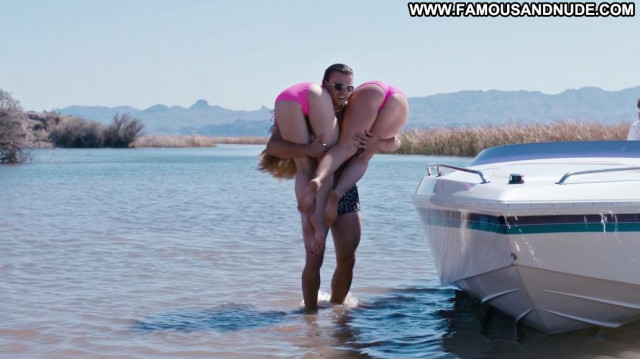 Jesse Jane Highway To Havasu Posing Hot Babe Boat Kissing Asses Big