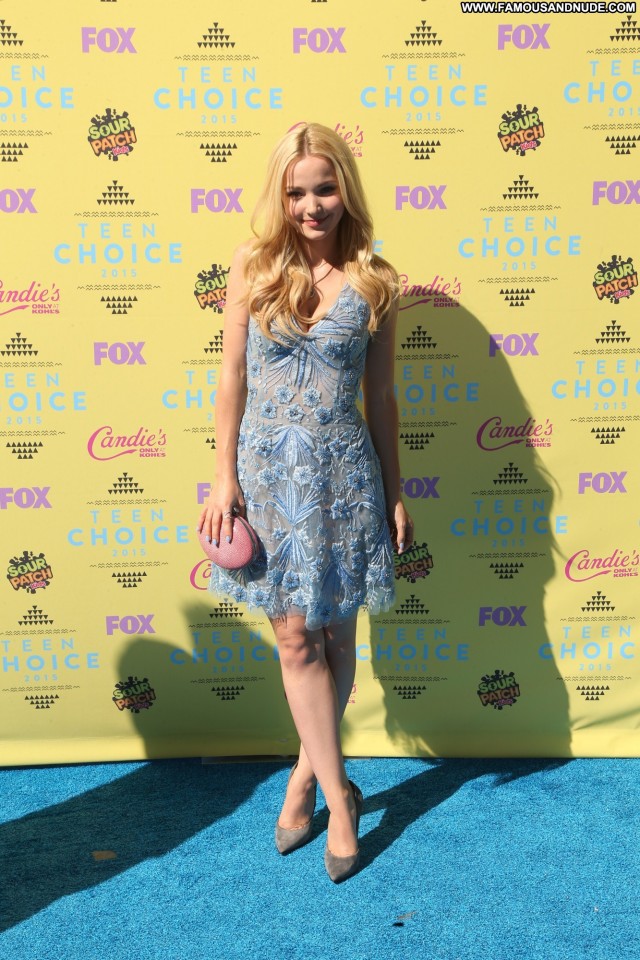 Dove Cameron Cocktail Stunning Pretty Beautiful Teen Awards Celebrity