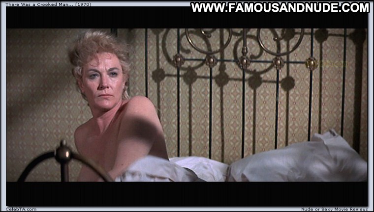 Are there any nude pics of janet mcteer #8