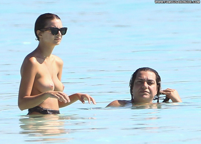 Emily Ratajkowski No Source Posing Hot Beautiful Topless Paparazzi