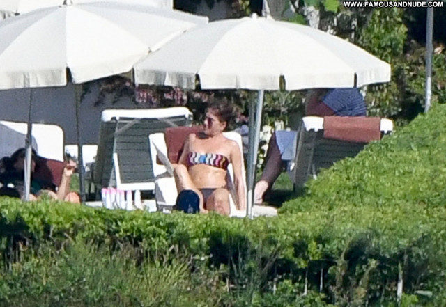 Jennifer Aniston No Source Posing Hot Bikini Celebrity Candids Babe