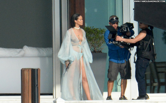 Rihanna Topless Photoshoot Posing Hot Celebrity Beautiful Babe