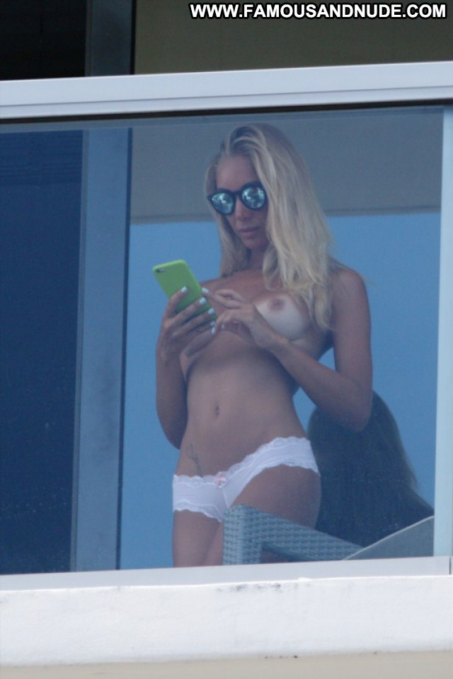 Laura Cremaschi No Source Beautiful Topless Posing Hot Babe Paparazzi