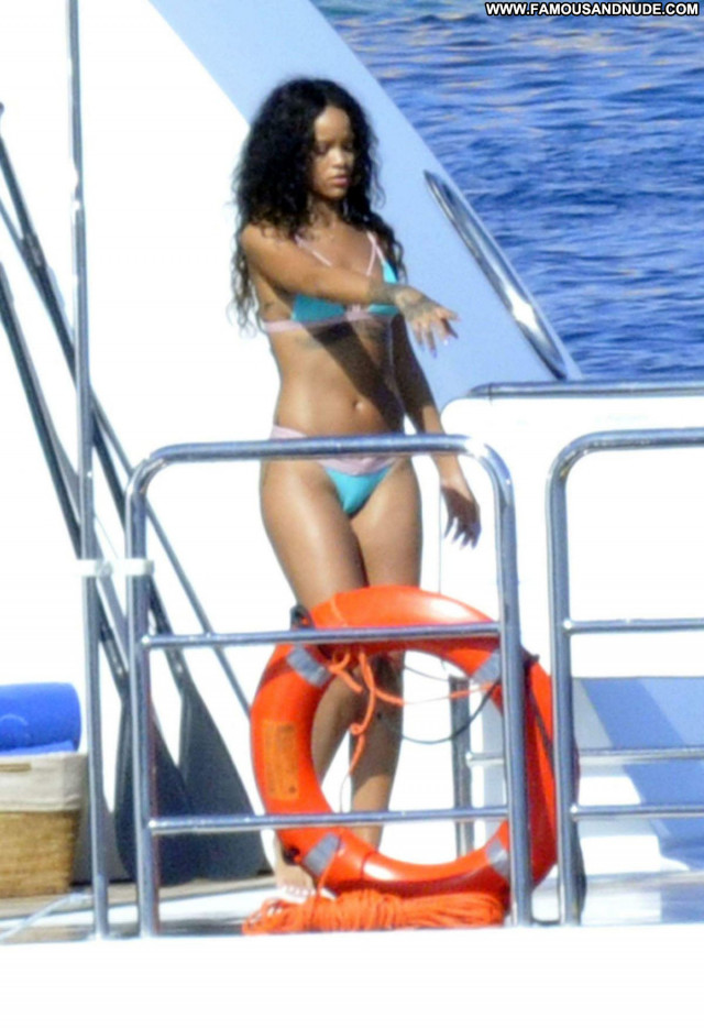 Rihanna No Source Babe Celebrity Bikini Beautiful Candids Yacht