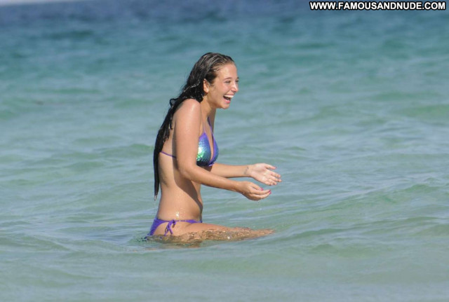Tulisa Contostavlos The Beach  Celebrity Candids Babe Beautiful
