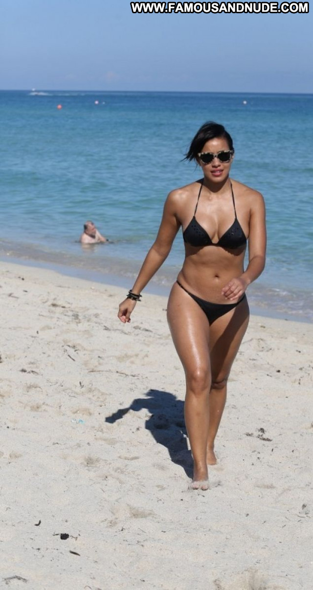 Julissa Bermudez Bikini Posing Hot Sexy Babe Celebrity