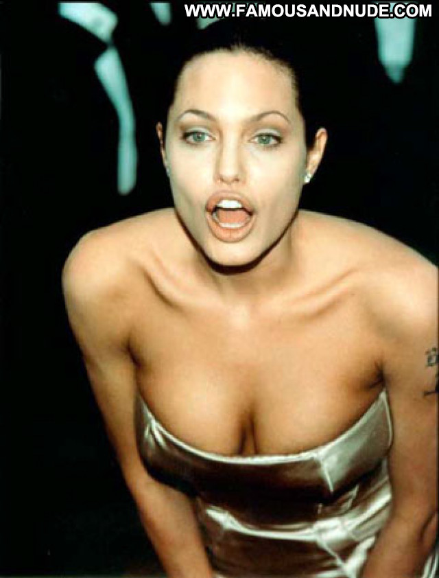 Angelina Jolie No Source Hot Babe Posing Hot Beautiful Celebrity