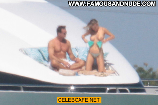 Joanna Krupa No Source Babe Toples Topless Yacht Beautiful Celebrity