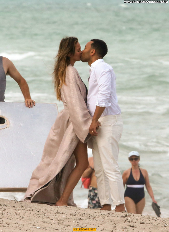 Chrissy Teigen Miami Beach  Toples Babe Posing Hot Beach Photoshoot