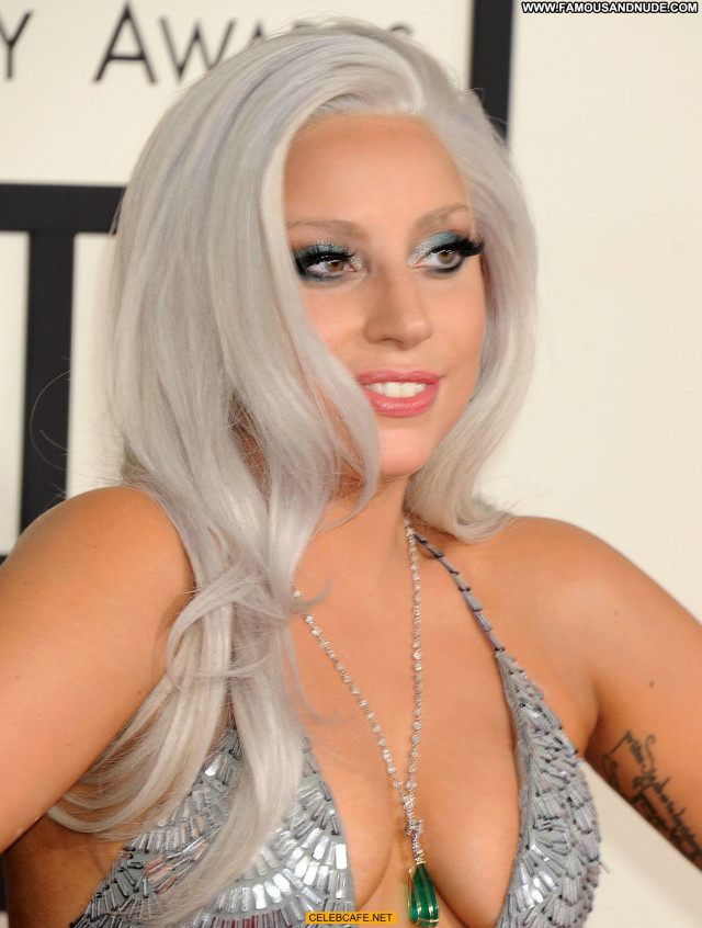 Lady Gaga Grammy Awards Posing Hot Babe Cleavage Gag Celebrity Sex