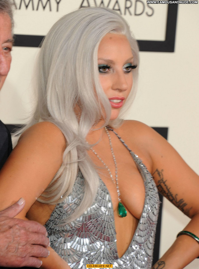 Lady Gaga Grammy Awards Beautiful Posing Hot Cleavage Gag Awards Sex