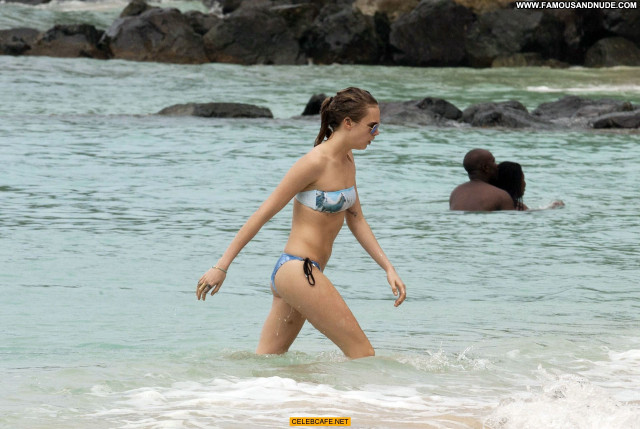 Cara Delevingne No Source Bikini Posing Hot Bar Barbados Beautiful