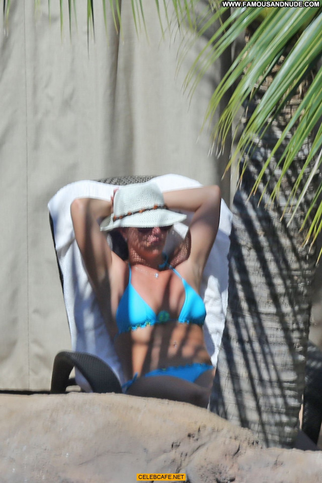 Britney Spears No Source Beautiful Babe Hawaii Bikini Celebrity