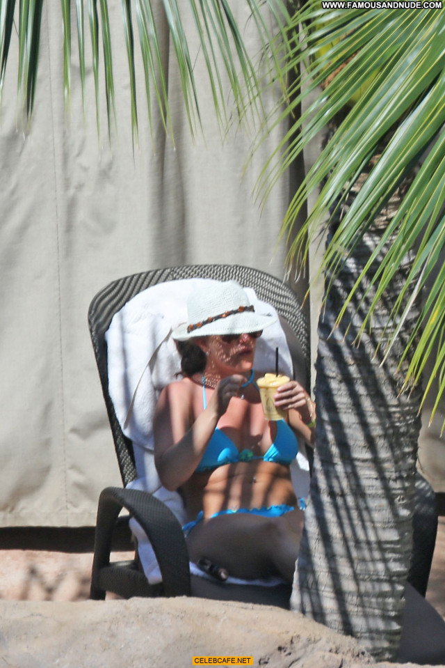 Britney Spears No Source Celebrity Babe Bikini Posing Hot Hawaii