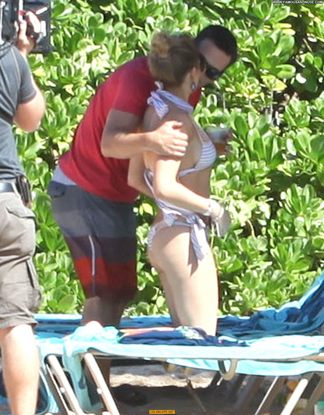 Leann Rimes No Source Bikini Mexico Ass Crack Babe Ass Celebrity