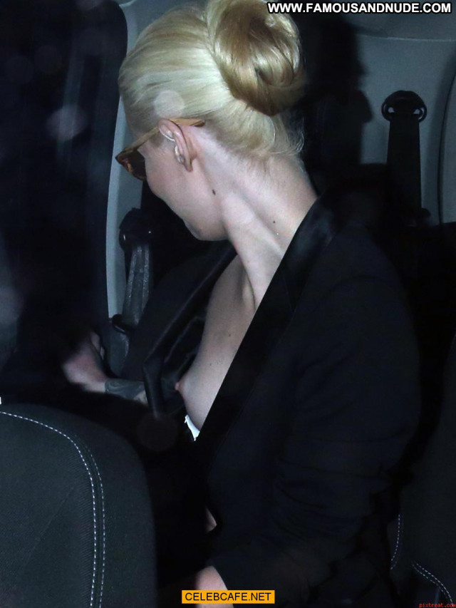 Iggy Azalea No Source Titslip Beautiful Tits Paparazzi Celebrity