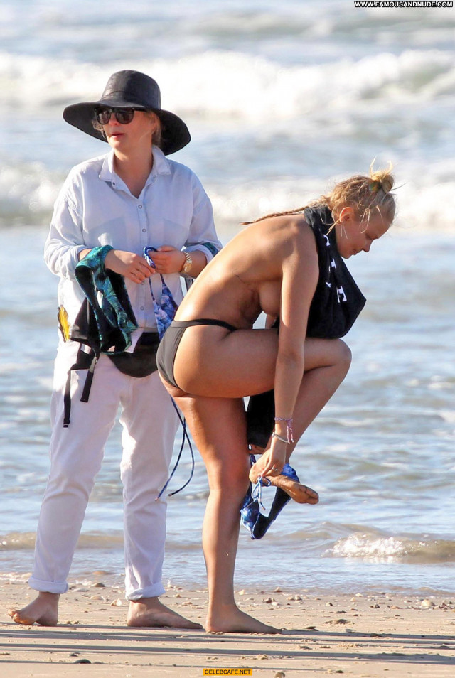Lara Bingle No Source Babe Celebrity Topless Beach Beautiful Toples