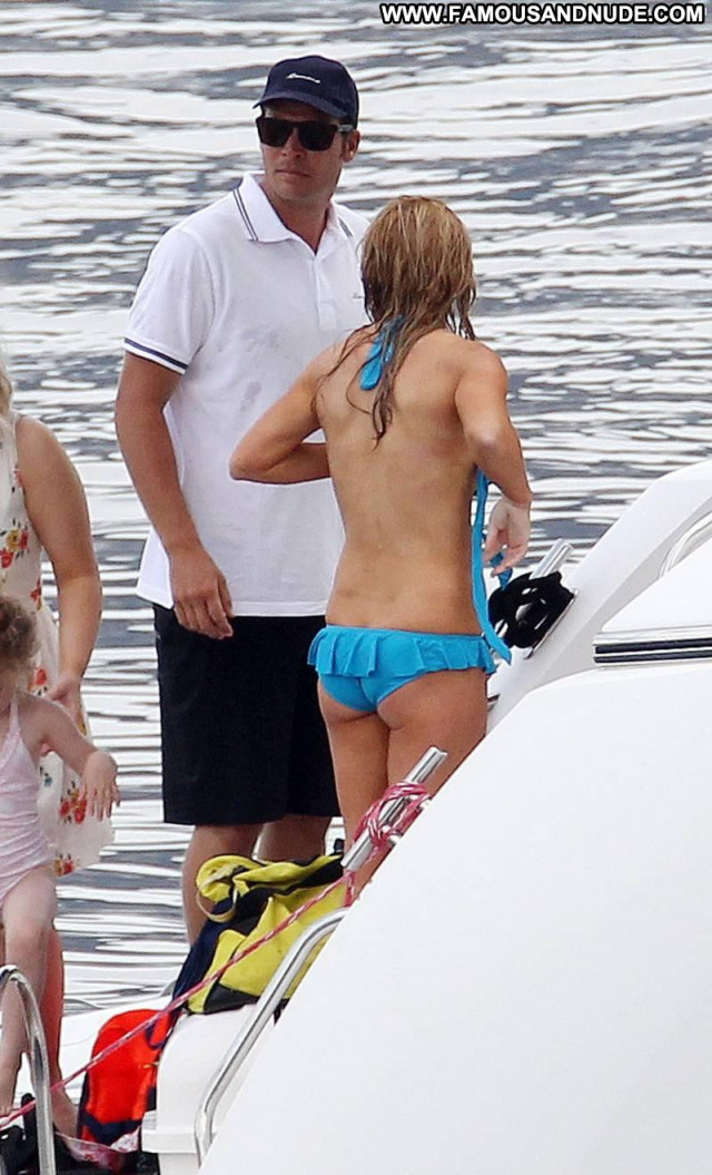 Geri Halliwell No Source Bikini Babe Nipples Hot Yacht Toples