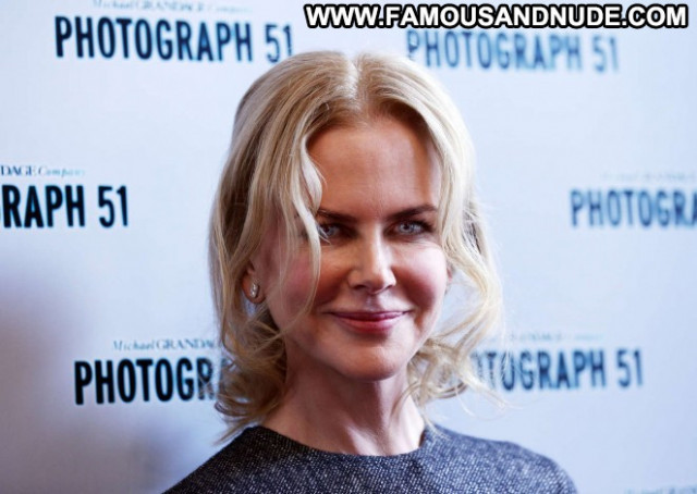 Nicole Kidman Beautiful Celebrity Paparazzi Posing Hot London Babe