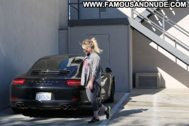Hilary Duff Beverly Hills Celebrity Posing Hot Babe Beautiful Gym