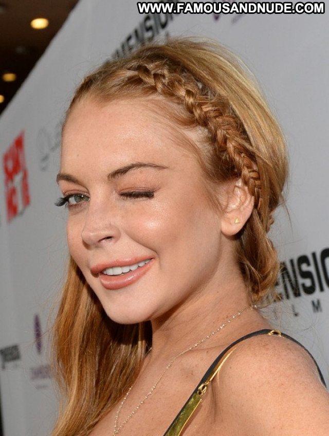 Lindsay Lohan Scary Movie Beautiful Paparazzi Posing Hot Movie Babe