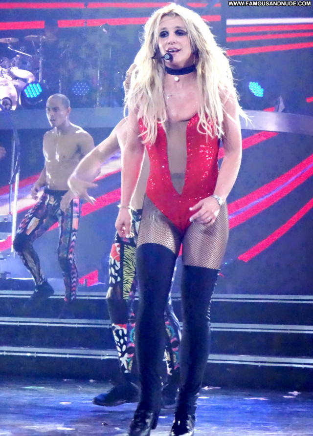Britney Spears Las Vegas Posing Hot Oops Singer Hot Beautiful Stage