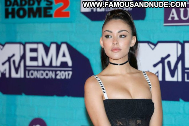 Madison Beer No Source Celebrity Europe Awards Posing Hot Beautiful