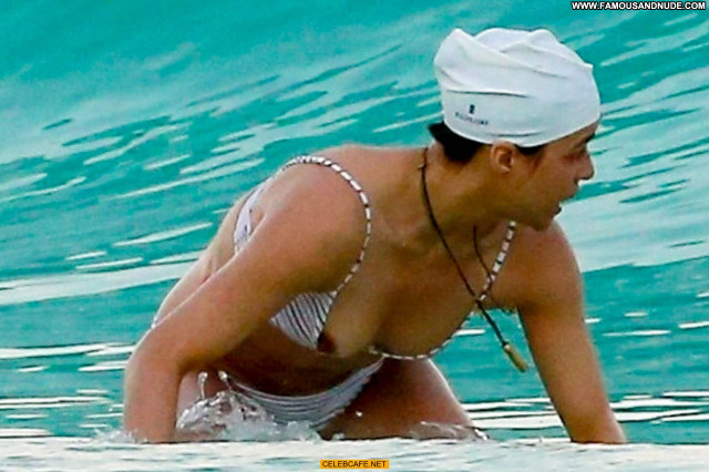 Michelle Rodriguez Beautiful Beach Mexico Celebrity Posing
