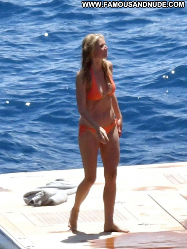 Gwyneth Paltrow No Source Bikini Orange Posing Hot Celebrity
