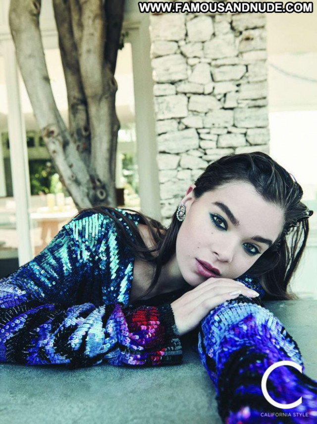 Hailee Steinfeld No Source Magazine Posing Hot Beautiful Paparazzi