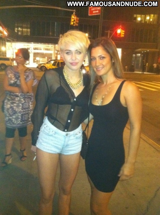 Miley Cyrus Still Standing  Celebrity New York Posing Hot Concert