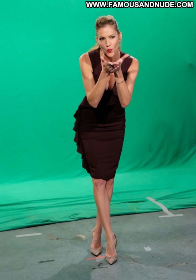 Tricia Helfer Los Angeles Paparazzi Posing Hot Tv Show Beautiful