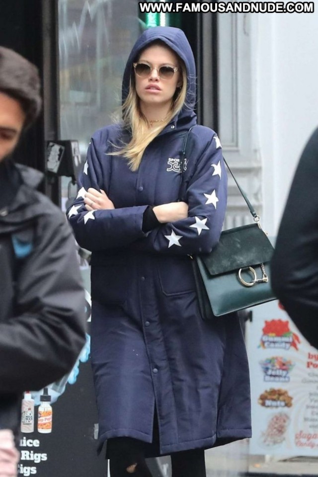 Hailey Clauson New York  Paparazzi Beautiful Babe Celebrity Posing