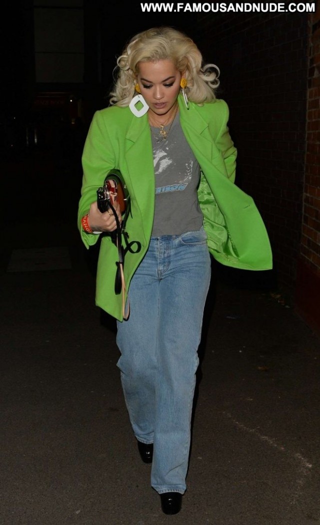 Rita Ora No Source Celebrity London Posing Hot Paparazzi Beautiful