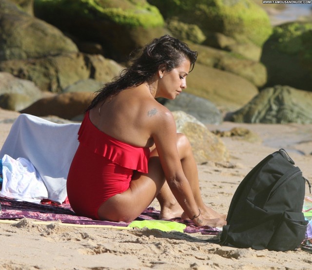 Monica Cruz The Beach Spa Actress Spanish Sex Posing Hot Sister