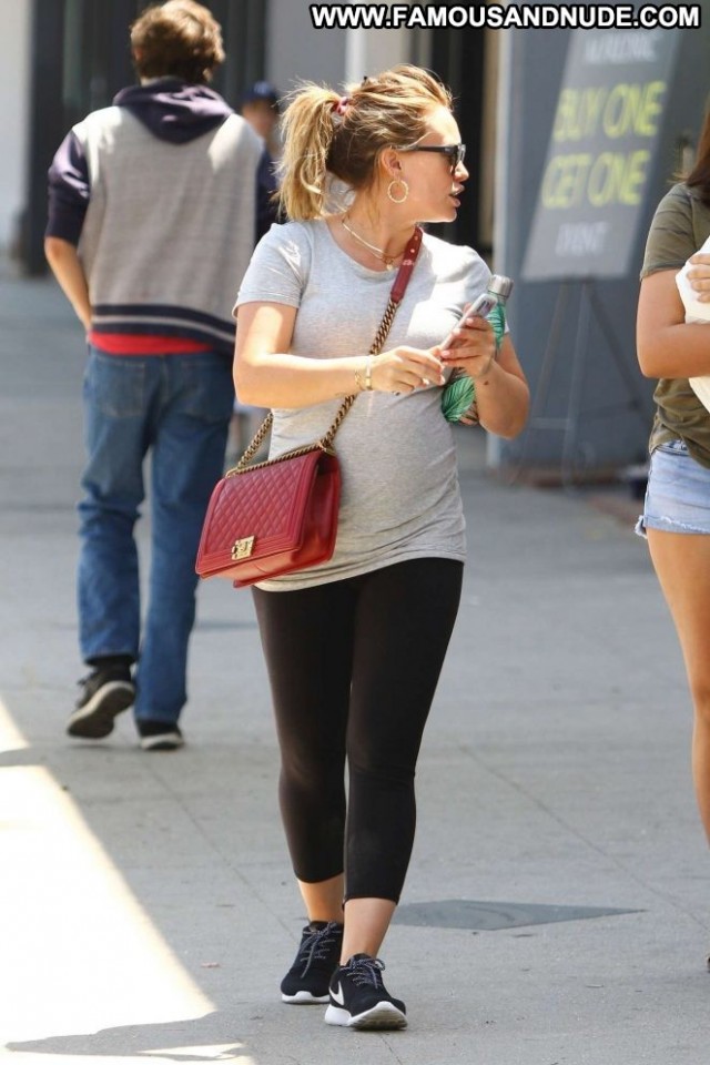 Hilary Duff Studio City Shopping Posing Hot Celebrity Beautiful Babe
