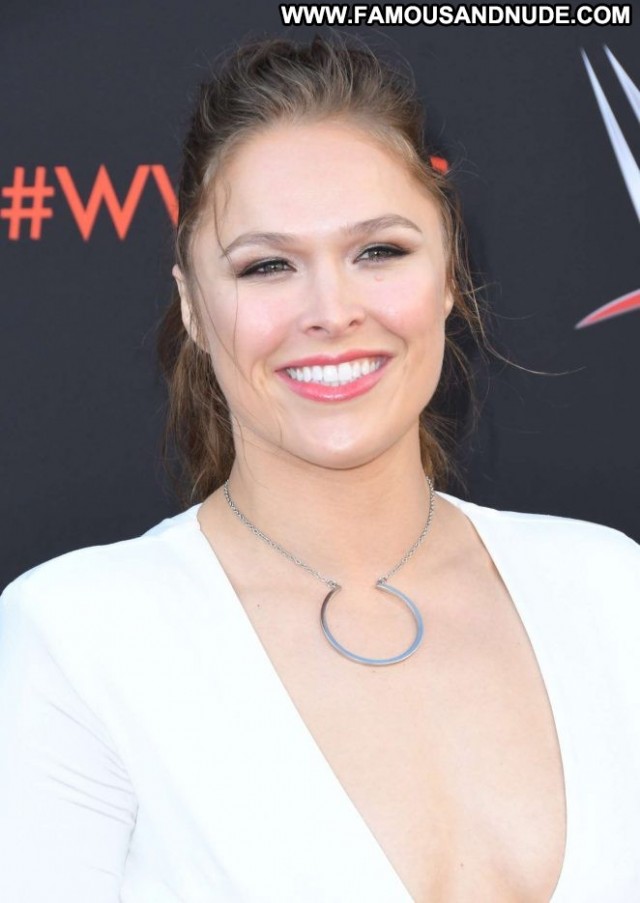 Ronda Rousey Los Angeles Celebrity Posing Hot Babe Beautiful Los