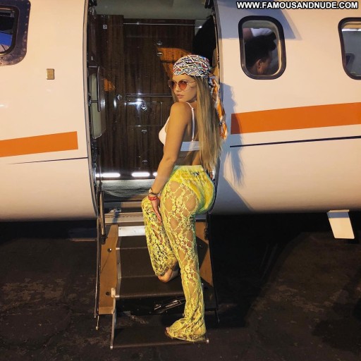 Chanel West Coast Beautiful Twitter Brown Eyes Female Medium Breasts Instagrammer Slim Body Straight Posing Hot Big Ass Angel Caucasian Youtuber American Russia