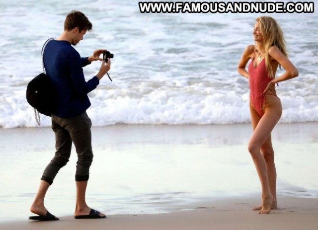Romee Strijd No Source Celebrity Paparazzi Babe Posing Hot Beach