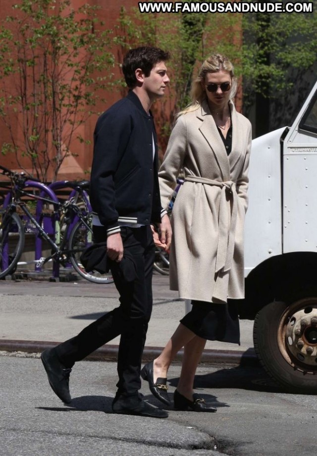 Karlie Kloss No Source Boyfriend Paparazzi Nyc Beautiful Babe