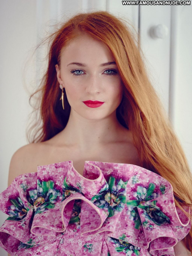 Sophie Turner No Source Babe Celebrity Beautiful Posing Hot Sexy