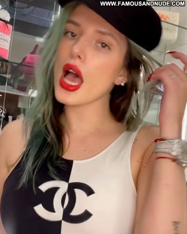 Bella Thorne No Source Celebrity Sexy Posing Hot Babe Beautiful