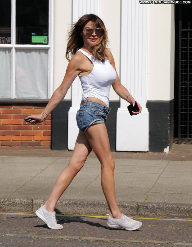 Lizzie Cundy No Source Celebrity Babe Beautiful Paparazzi Posing Hot